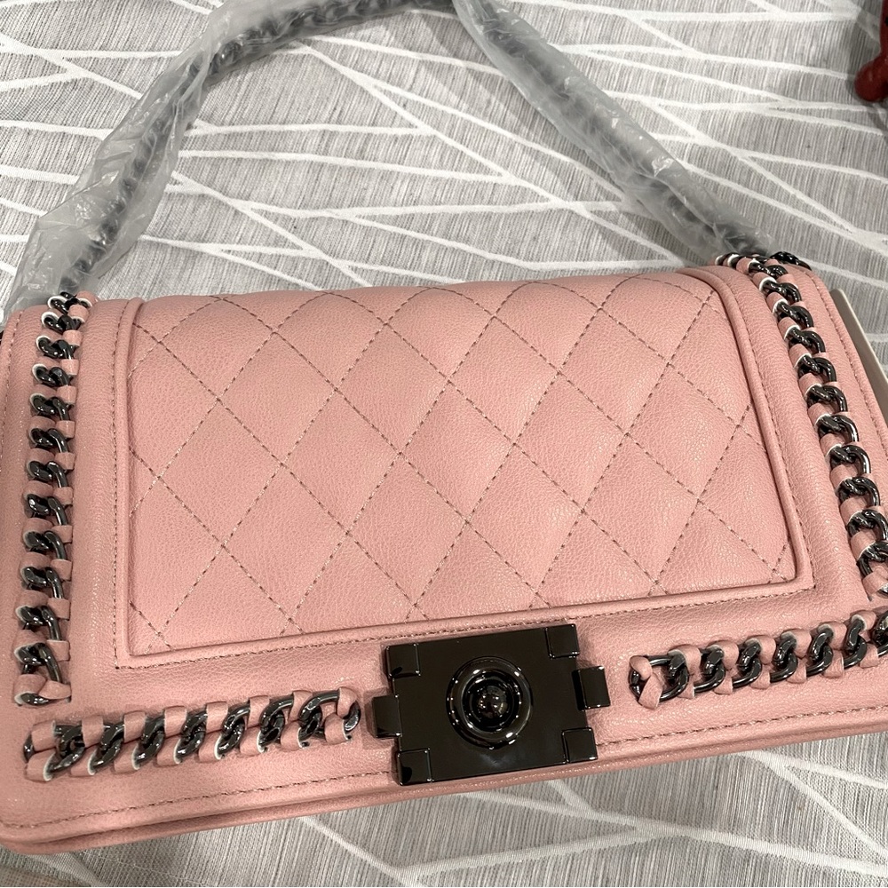Fashion leather blush bag ad and wallet. - Picture 1 of 7